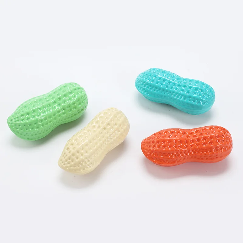 

Simulated Peanut Pet Toys for Dogs Are Durable and Can Relieve Boredom and Play with Them