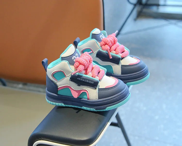 2026 Neue Kinder-Sportschuhe für Frühling und Herbst – Trendige High-Top-Freizeitschuhe für Jungen und Mädchen – Modische Dopamin-Laufschuhe – Detail 10