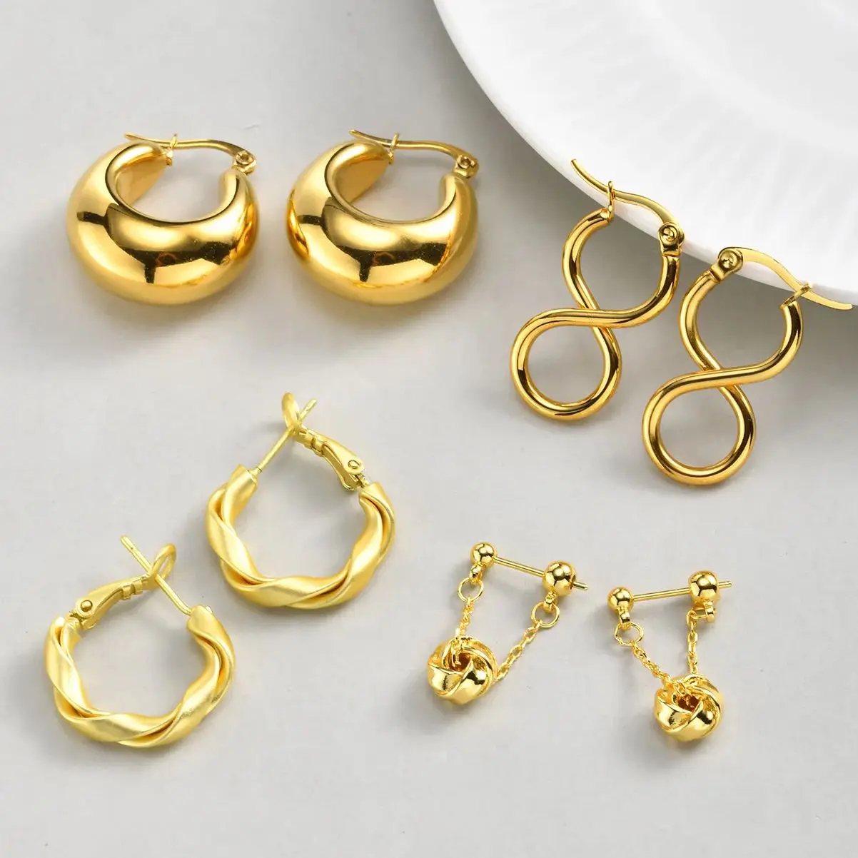 Chic Tassel Knotted Tassel Earrings for Women Cubic Zirconia Huggies Hoop Earrings Female Daily Jewelry Gift