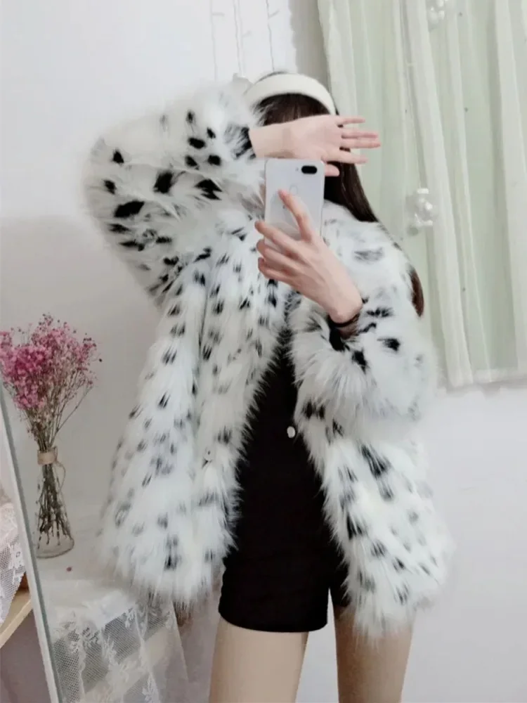 2024 Women Faux Fur Leopard Cardigan Ladies Long Sleeve Thick Short Coat Winter Warm Artificial Wool Turn-Down Neck Plush Jacket