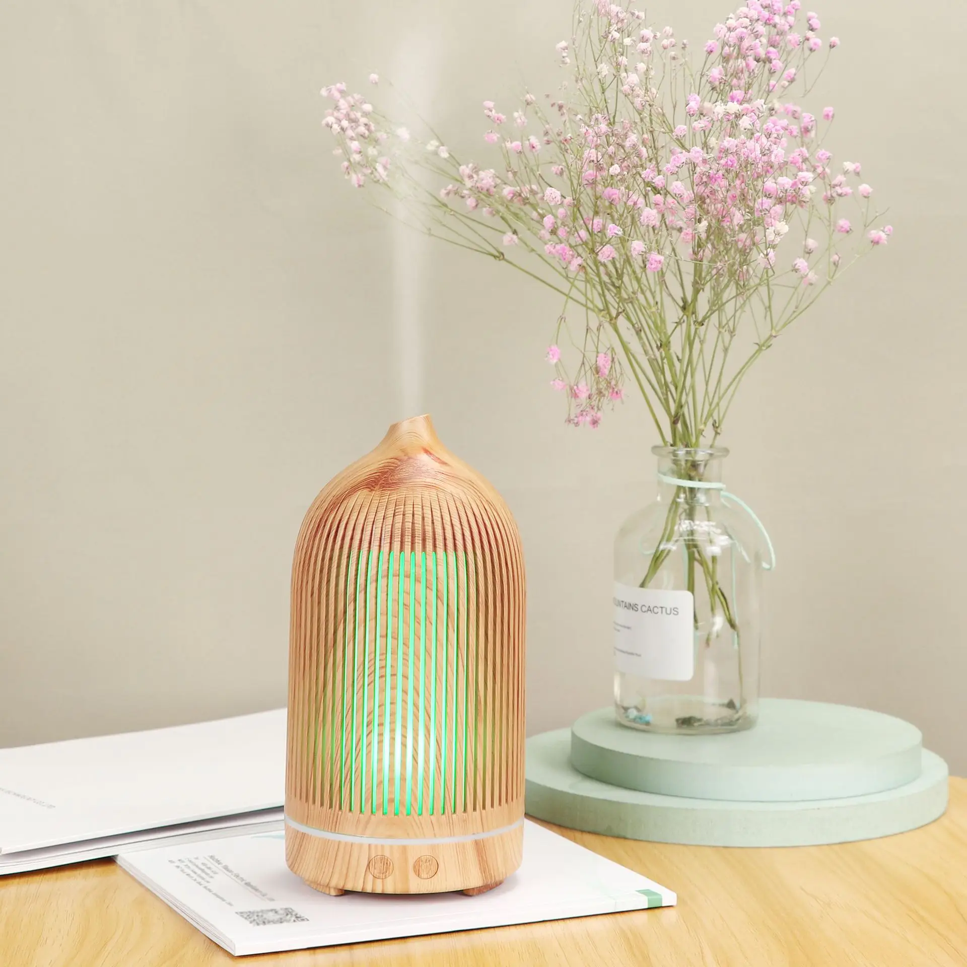 Aromatherapy Diffuser,200ml Vase Diffuser With 5V Colorful Lights ,Atomization Fragrance Wood Grain Oil Diffuser For Home Office