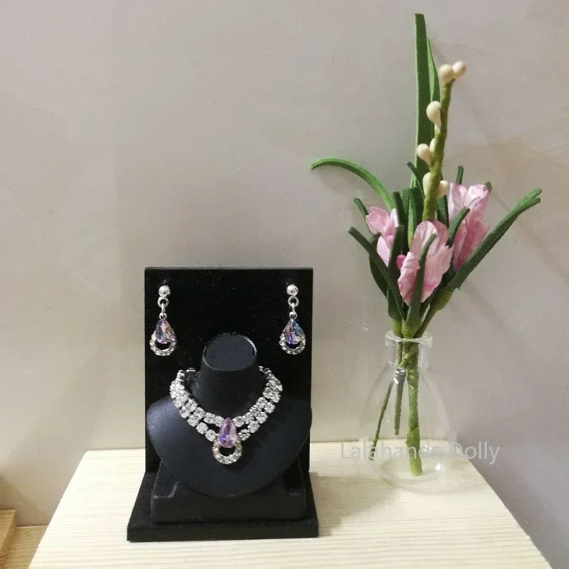1:6 Doll Mini Jewelry Earring Necklace Set (including Display Rack) Model for Doll Decorative Toys, Doll Gift Accessories