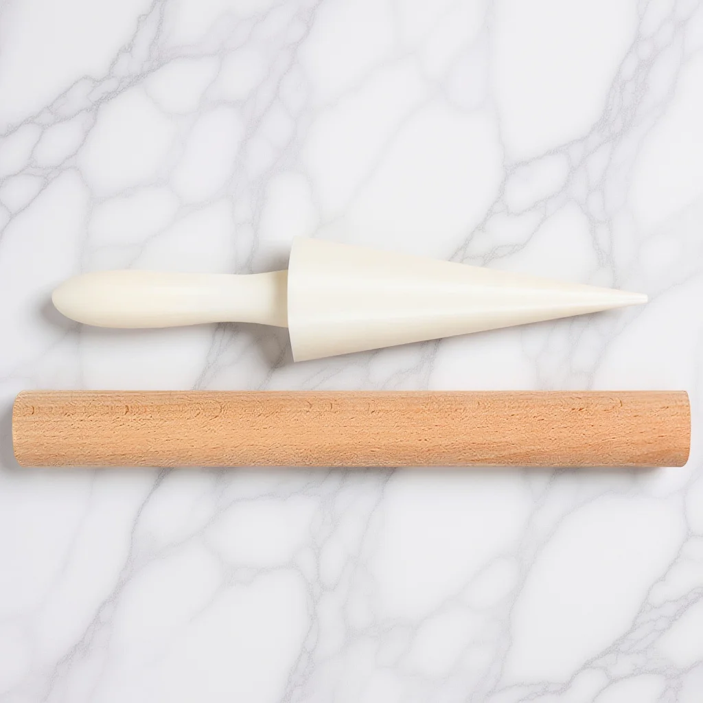 

1Set Egg Cone Mold Baking Mold Smooth Edges Easy One-Press Ice Cream Cone Maker DIY Dessert Supplies for Kitchen