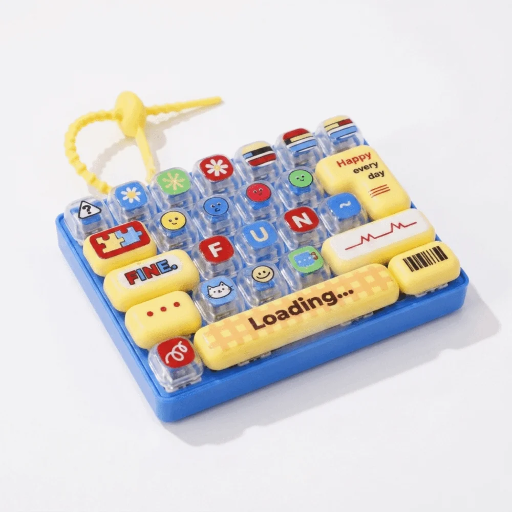 26-Key Decompression Button Cute Design Transparent Dual-Tone Mini Keyboard Pendant Simulation Keyboard Keyboard Keychain