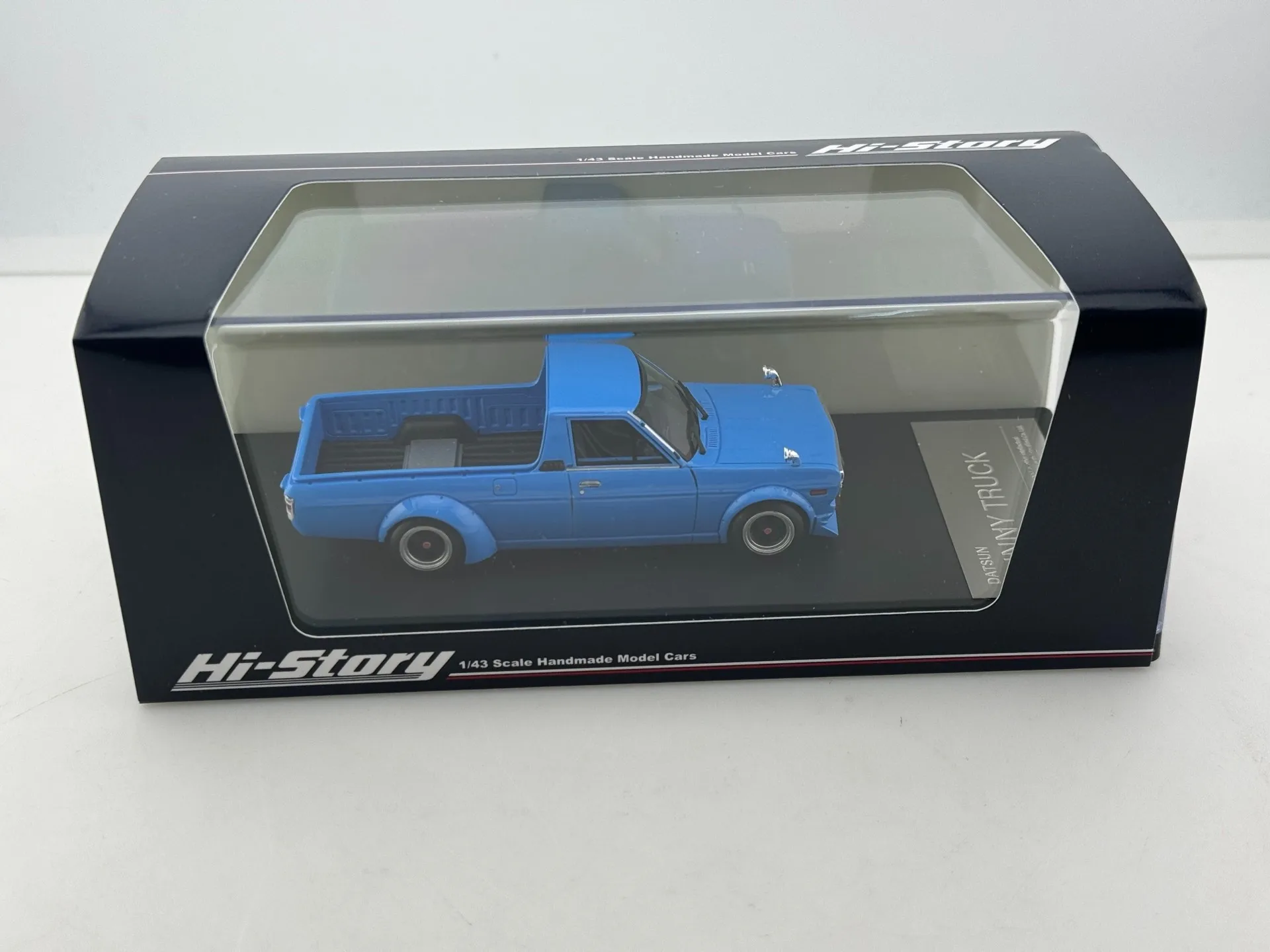 

Flaws Diecast Hi Story 1/43 Scale Datsun Truck Resin Car Model Collectible Toy Gift Souvenir Display Ornament