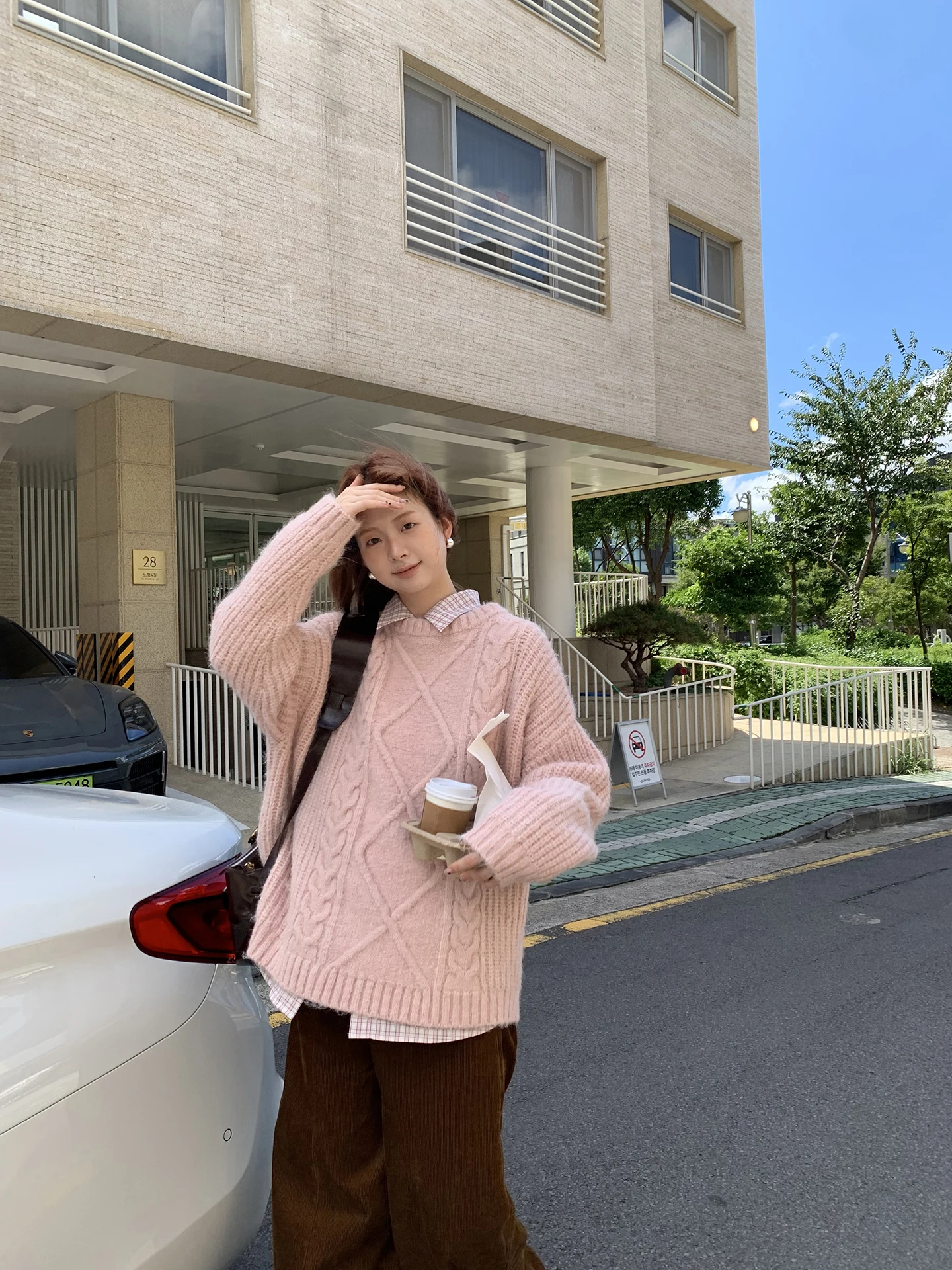 

Свободный женский свитер, осенний ленивый, элитный, на ощупь, розовый матовый дизайн, вязаный, удобный, прямой крой