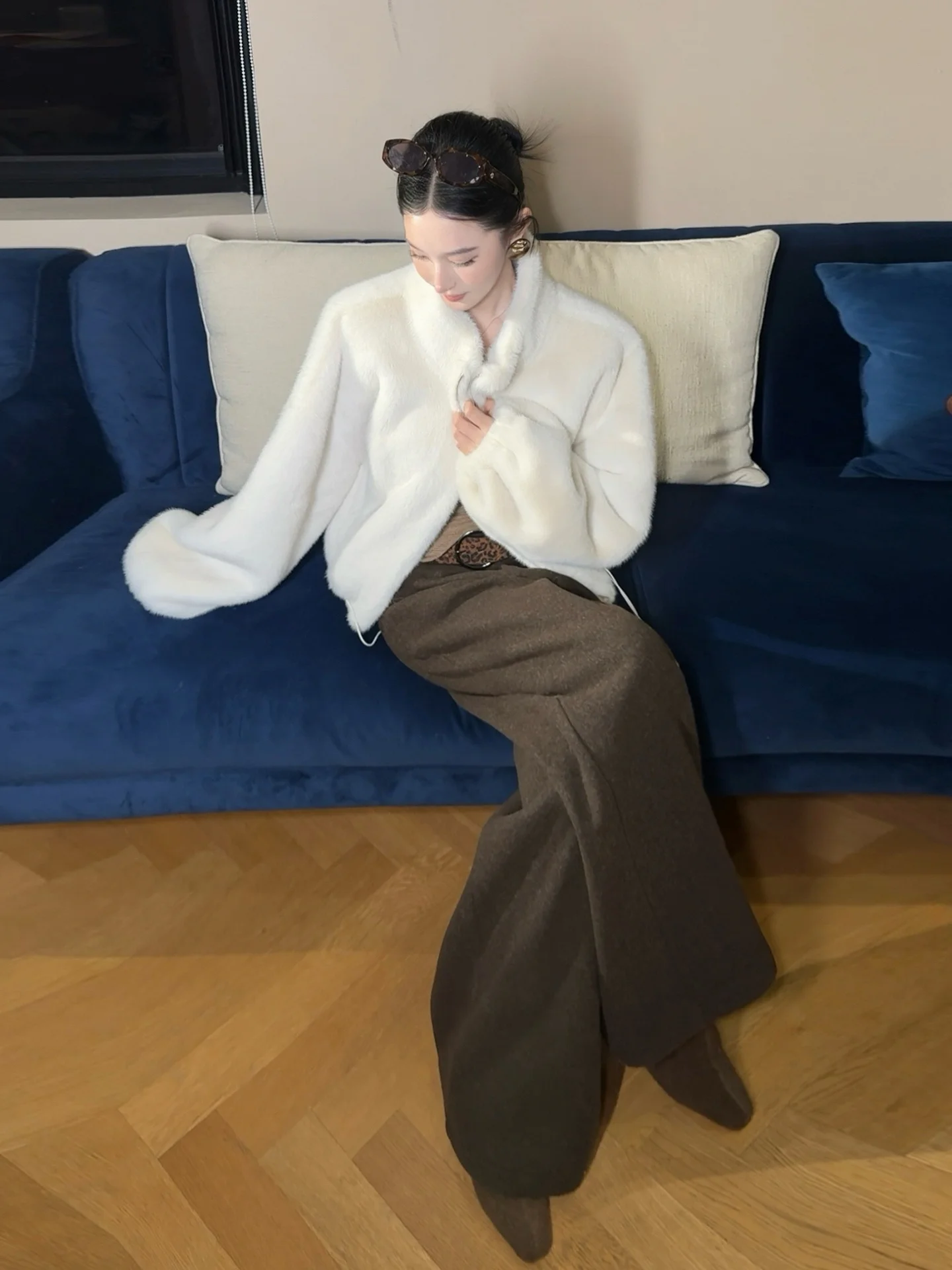 

Женское зимнее пальто Alin Iceland Legend из искусственной норки с воротником-стойкой, экологичное