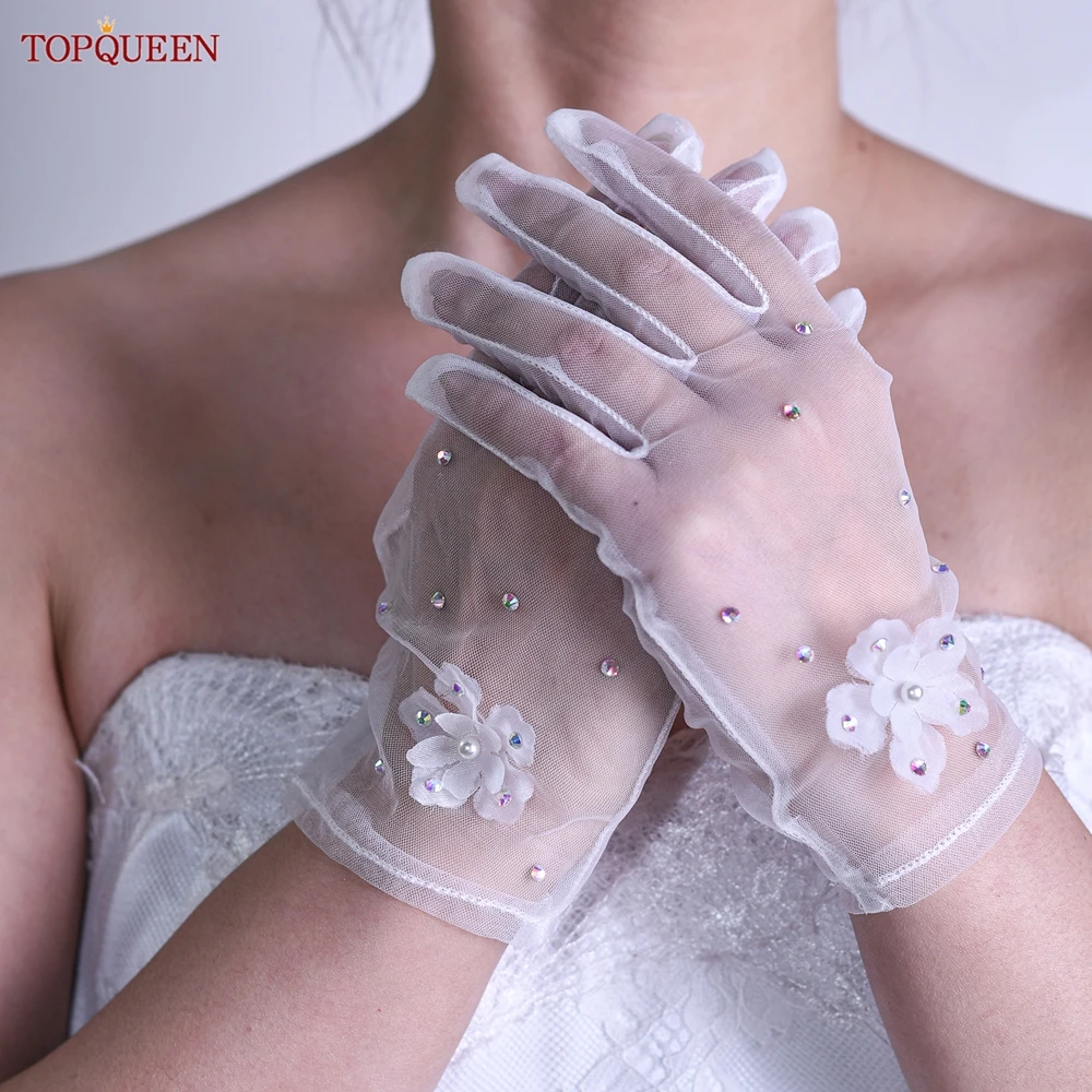 TOPQUEEN Wedding Accessories Bridal Wrist Gloves Pearl Three-Dimensional Flowers Ivory Aesthetic Bridal Gloves Heavy T06