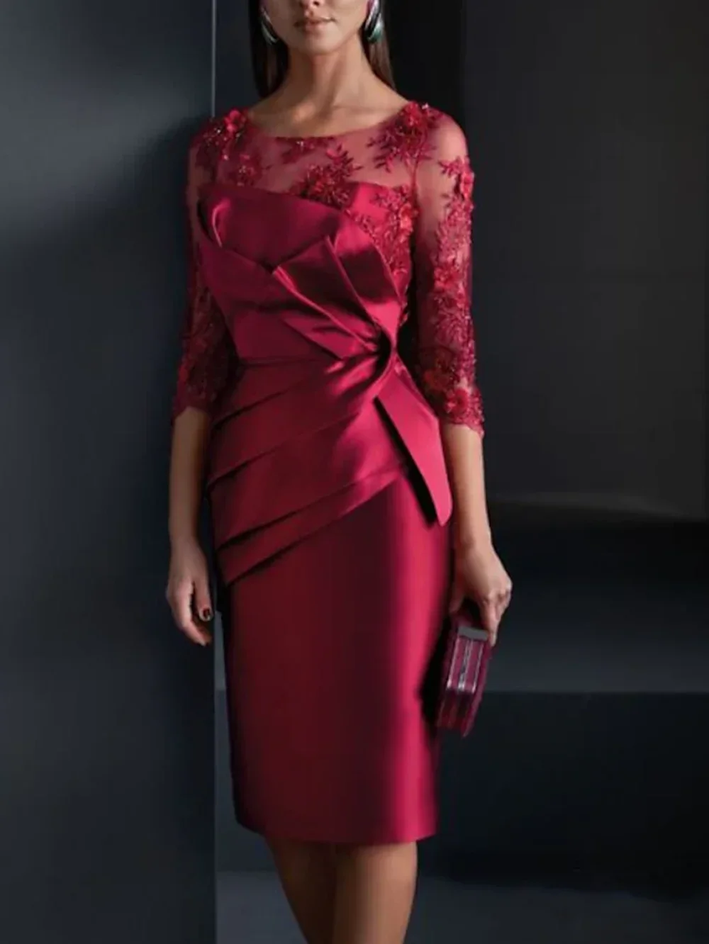 

Elegant Mother of the Bride Dresses 2025 Customized Sheath Appliques Wedding Guest Dresses Satin Lace Pleated Evening Party Gown