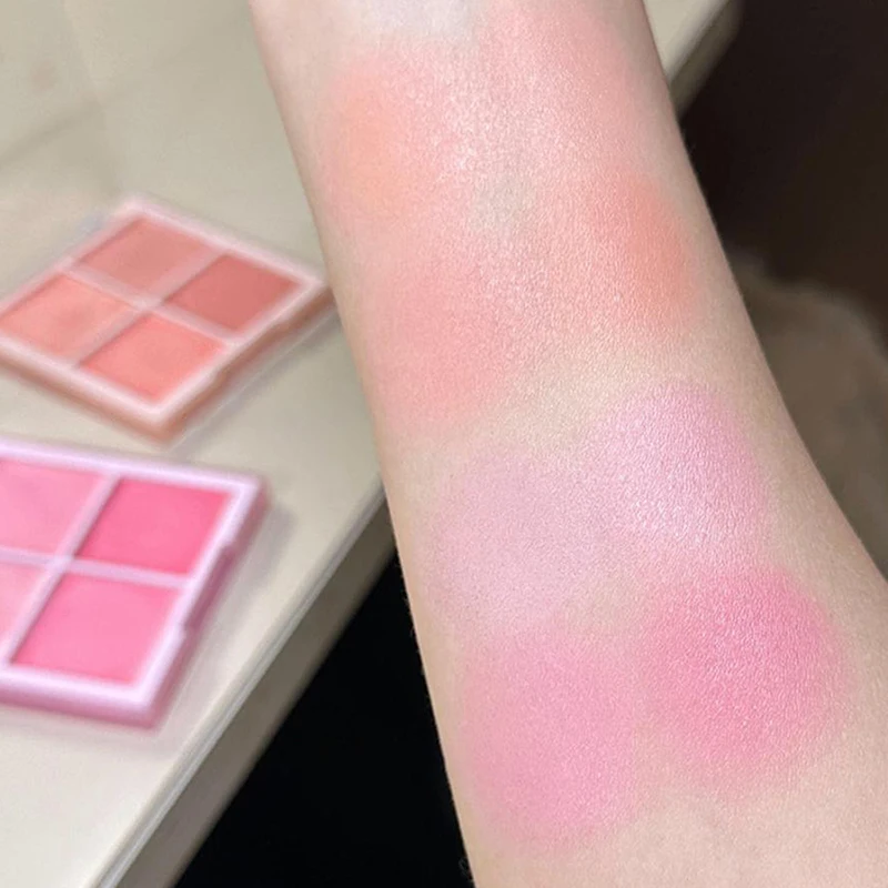 Paleta de Creme Blush Multiuso Berry Milk: Tinta Labial e para Bochechas, Acabamento Matte Natural, Cor Intensa e Iluminadora para o Rosto