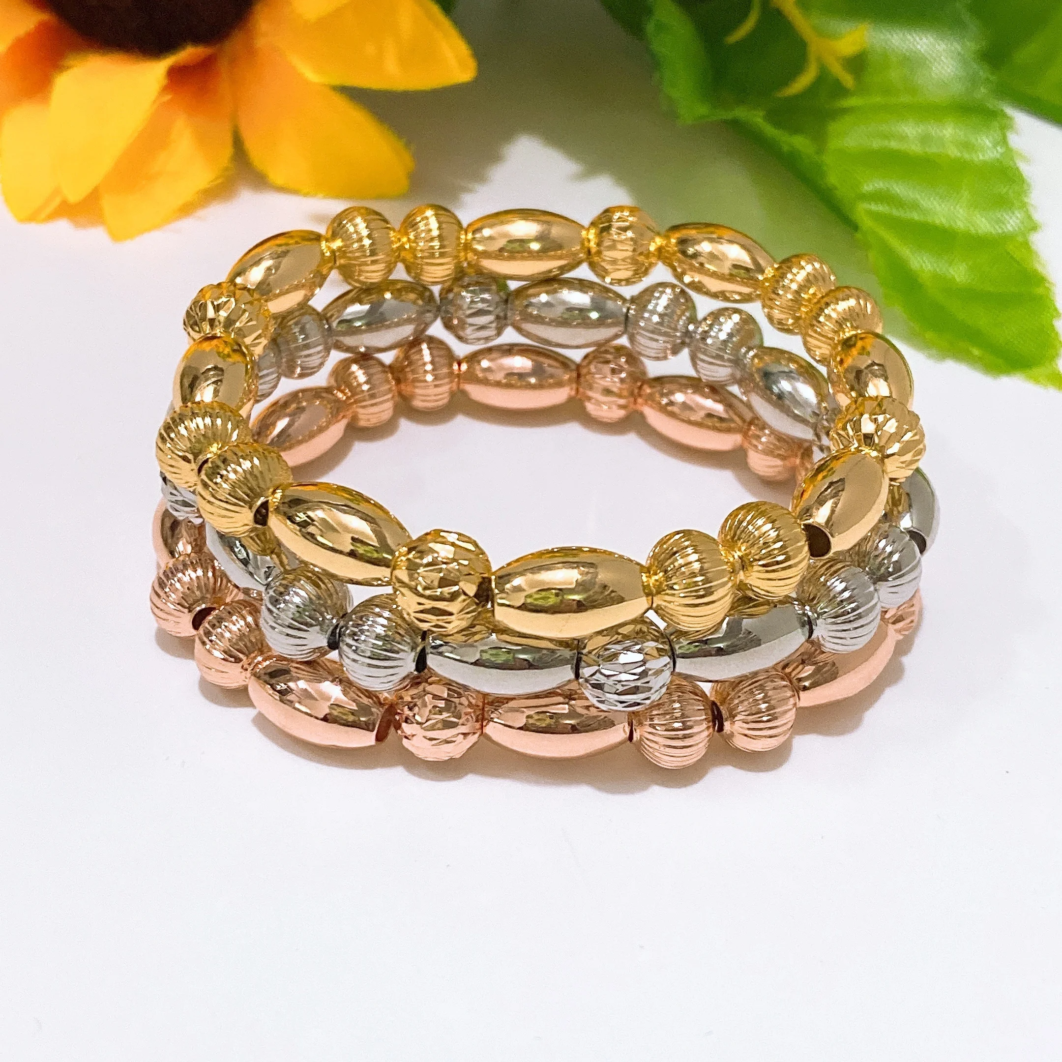 Chic Tri-Color Gold Plated Jewelry Set Sparkling Crystal Accents Hypoallergenic Necklace Earrings Bracelet for Women Daily/Party