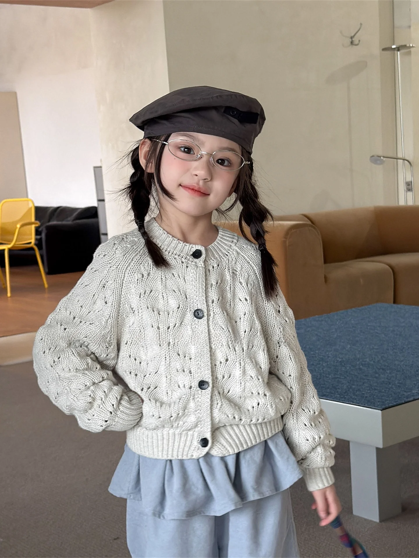 赤ちゃん男の子女の子ニットセーターピュアカラー秋冬ファッションレトロスタイルオールマッチアウター長袖綿弾性生地