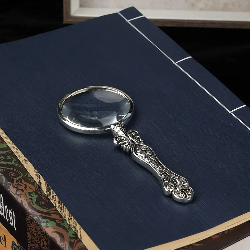 Antique Brass Magnifying Glass for Reading, Vintage Handheld Magnifier Loupe for Sewing Needle Threading, Portable Eye Aid.