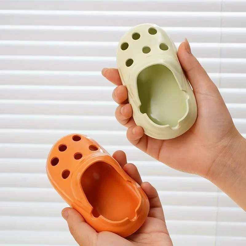 Personalized Shoe-shaped Ashtrays, Desktop Shoe-shaped Ashtrays, Anti-scattering Design，Trendy Home Decoration