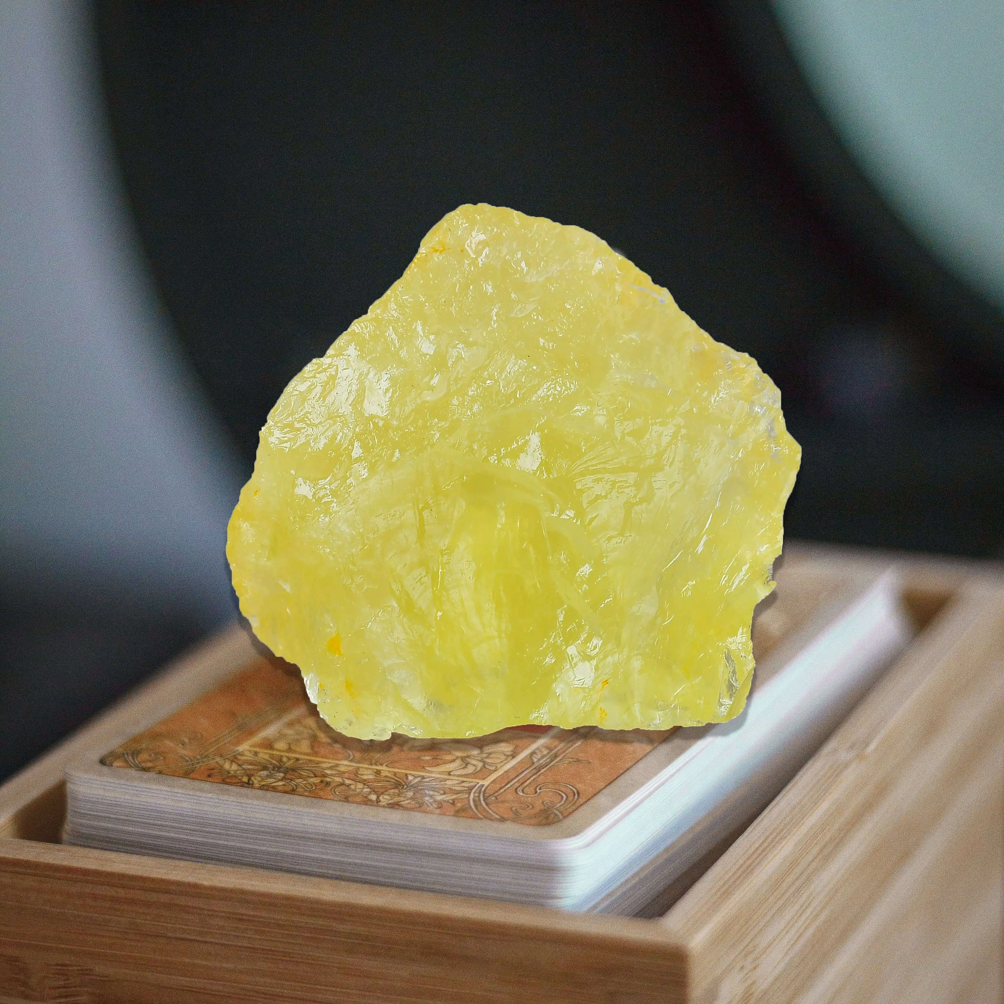 1pc/2pcs Large Natural Citrine Raw Stone, Spirit Chakras Protect Home Decor Gifts, Office Fish Tank Decoration Stone