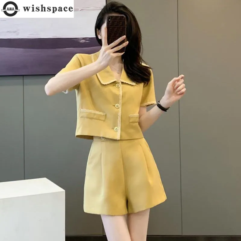 

Fashion Set Women's Spring and Summer New Korean Version Casual High-end Temperament Socialite Shorts Two-piece Set