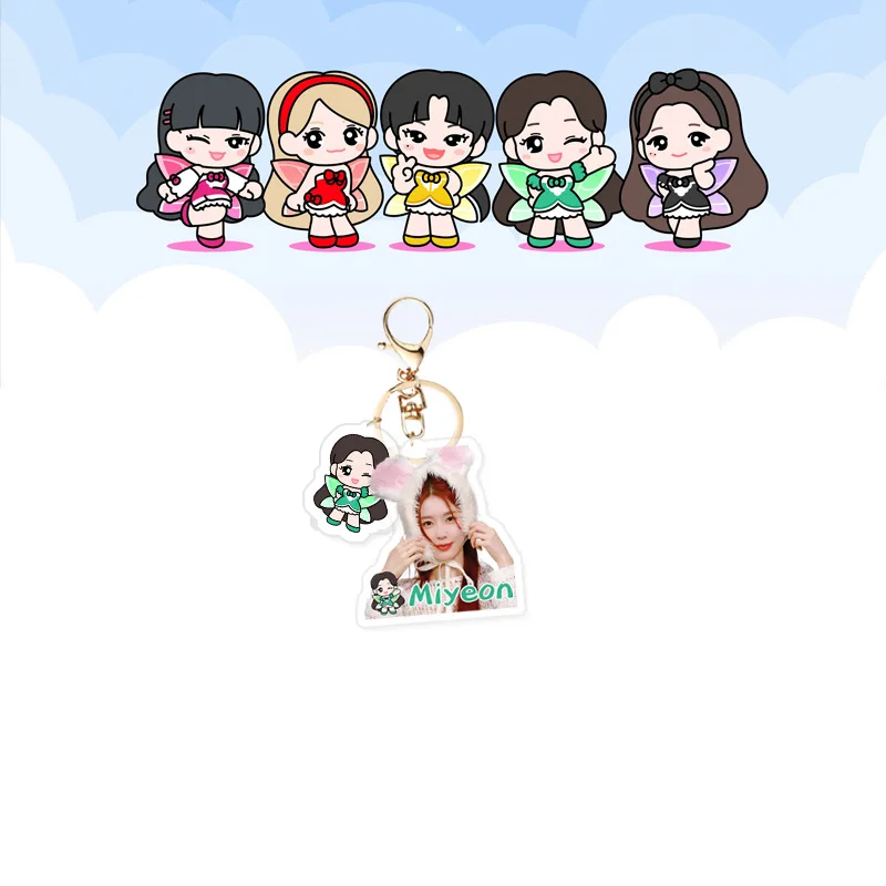 2pcs KPOP (G) I-DLE New Acrylic Keychain MIYEON MINNIE SOYEON YUQI SHUHUA Photo Pendant Keyring Bag Pendant Fans Collection Gift