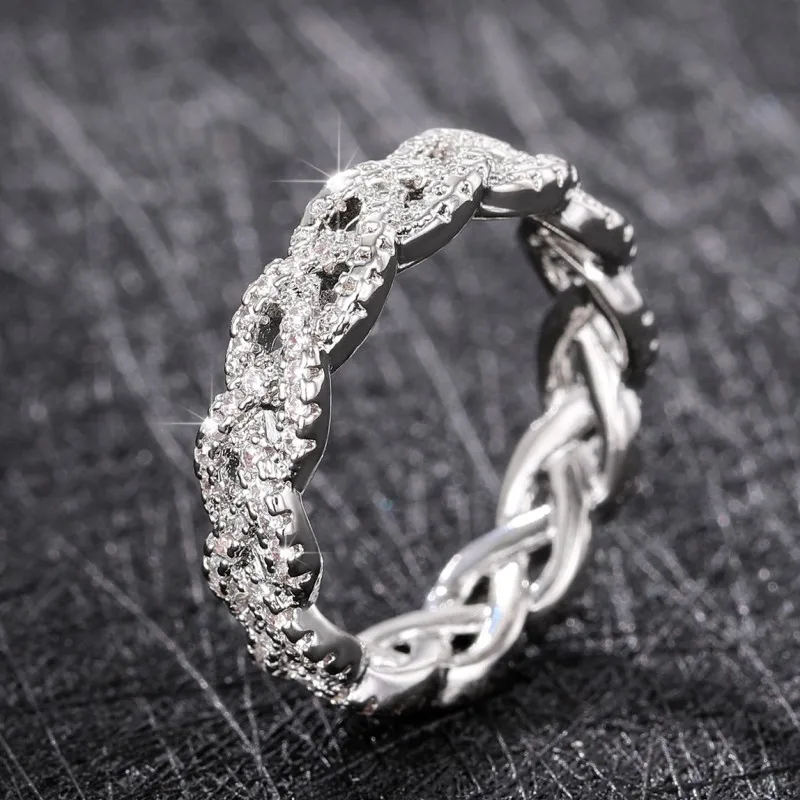 Huitan New Fancy Twist Ring for Women Silver Color Full Paved Sparkling CZ Simple Stylish Wedding Party Fashion Rings Jewelry