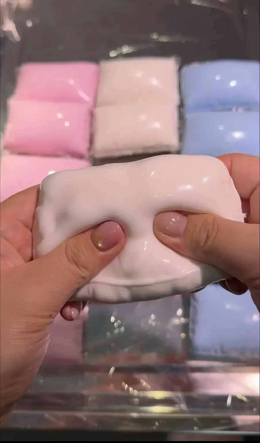 Kissen-Quetschball, Stressball, Fidget-Spielzeug, knirschendes Quetschspielzeug, runde Blöcke, gefüllt, ASMR, Anti-Stress, Handentspannung, Geschenkspielzeug – Detail 4