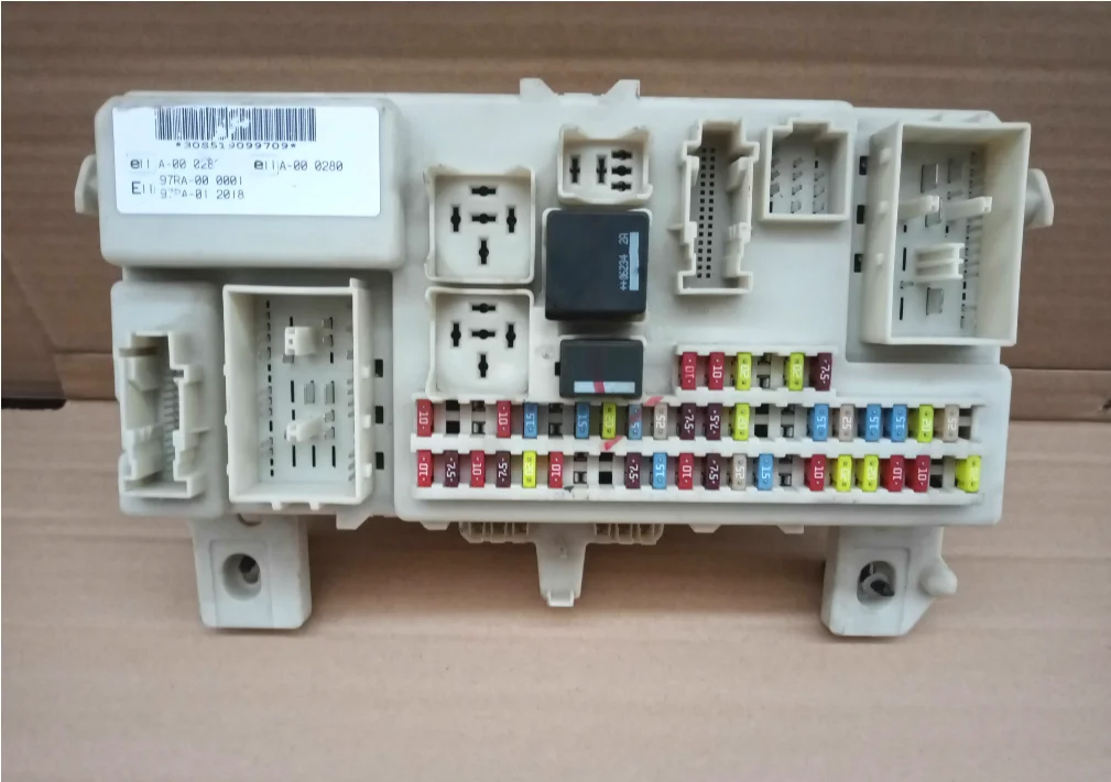 1 Pieza de Módulo de Control de Carrocería (BCM) Original Usado, ECU de Conducción, Conjunto de Caja de Fusibles Interior para Ford Focus 2005-2014