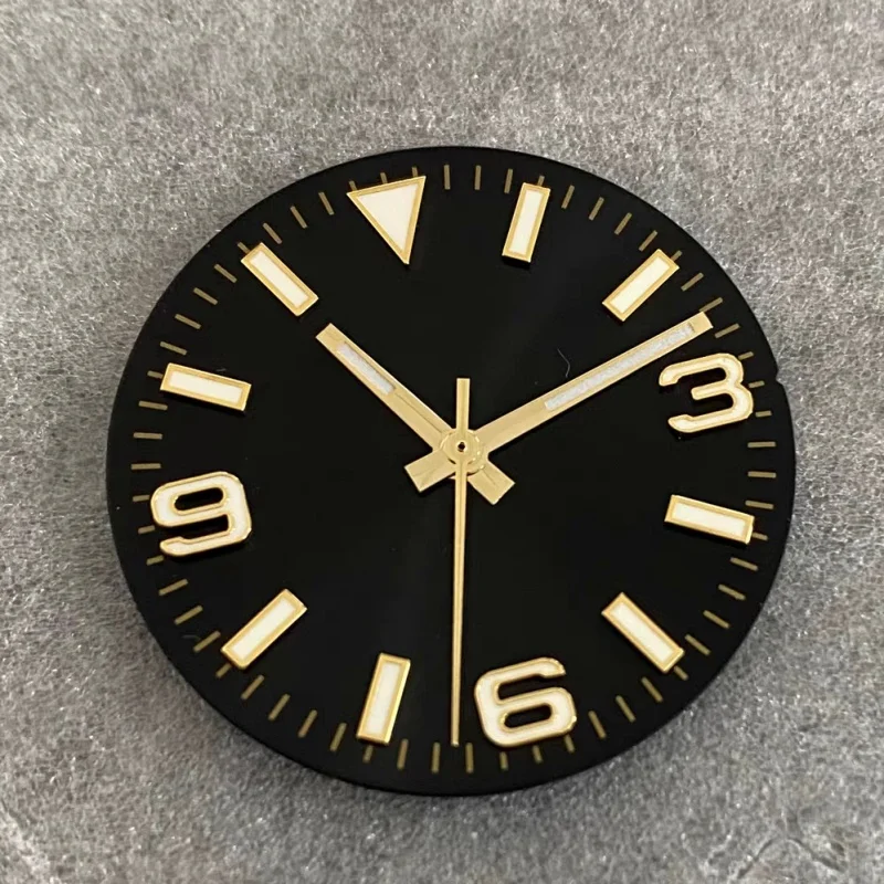 

GBW9 luminous dial, 28.5mm NH35 dial, compatible with NH35/H36/4R/7S dials, exploring 369 movement accessories.