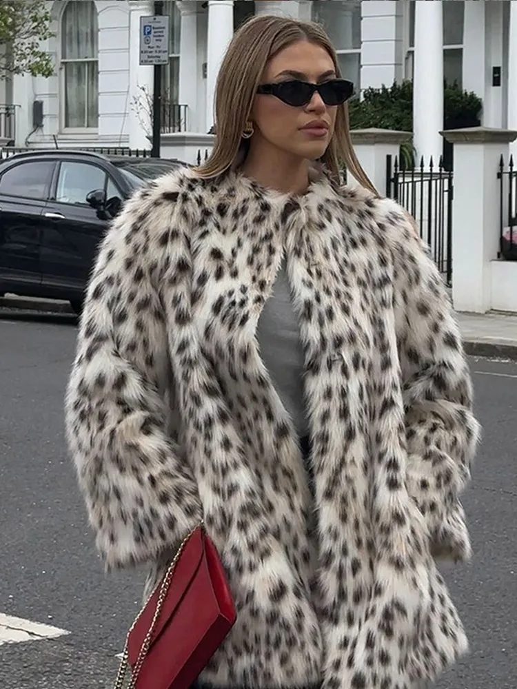 Chic Leopard Printed O Neck Warm Faux Fur Coat Classic Long Sleeves Loose Jacket 2024 Fall Winter New Woman Commuter Outerwear