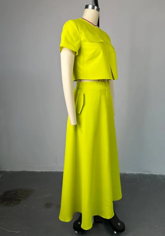 Temperament Round Neck Short Sleeved Short Top, High Waisted Breasted Long Skirt, Fashionable Casual Solid Color Set