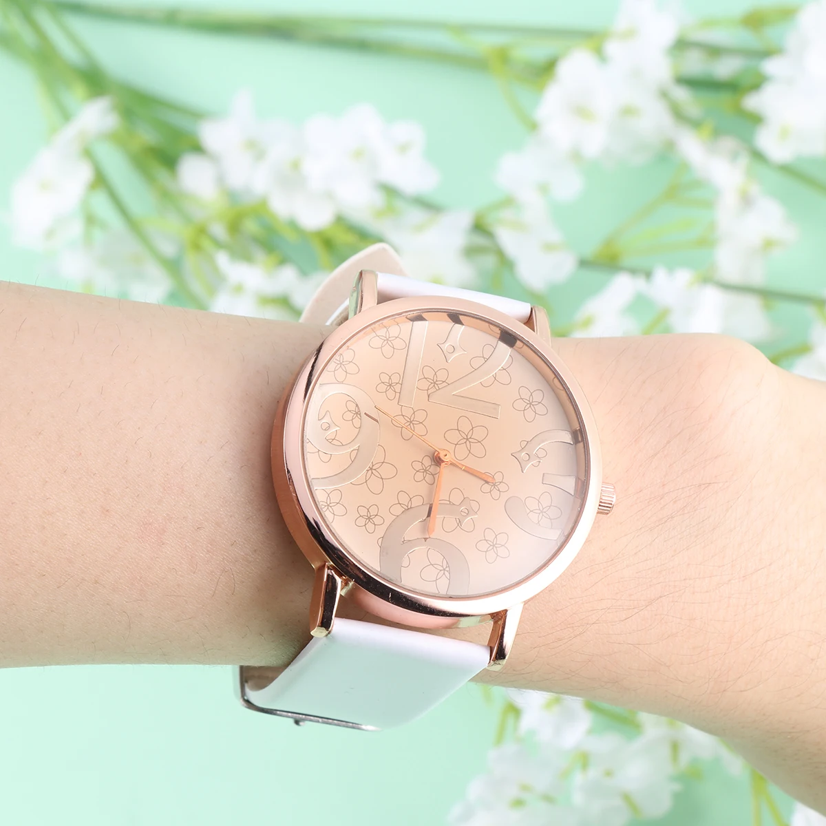 

Quartz Watch Women Watches Rose Gold White Dial PU Strap Watches for Women Fashion Quartz Movement Clocks Gifts