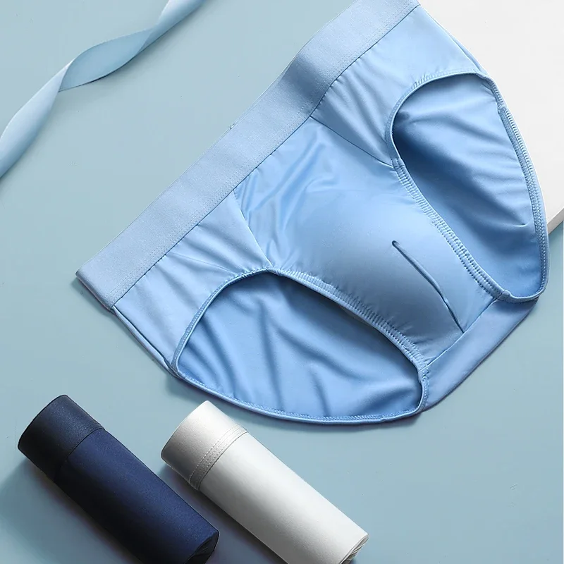 

2PC SIce silk underwear, men's triangular underpants with U-shaped slits, large space, antibacterial inner crotch