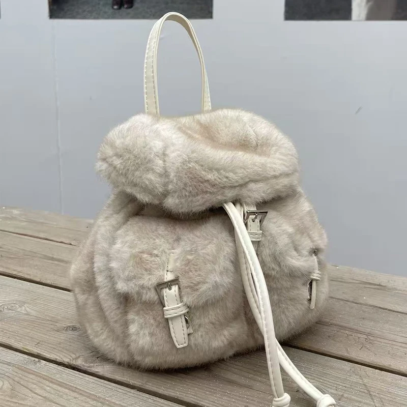 

Модные рюкзаки из натурального меха для женщин. Роскошная дизайнерская сумка и кошелек. Новинка 2023 года. Сумка на плечо из норкового меха с несколькими карманами.