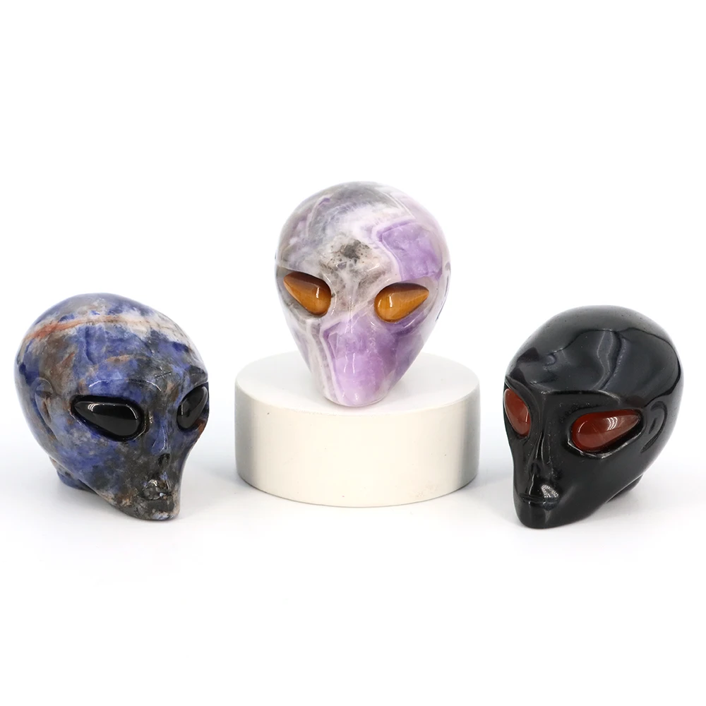 Alien Skull Statue Natural Stone Quartz Carved Gemstone Crafts For Halloween Gift Healing Crystal Home Decoration Children Gift