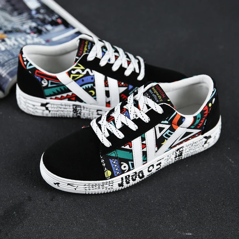 

HKDQ Graffiti Canvas Shoes Unisex Fashion Design Print Men's Casual Sneakers Original Comfortable Breathable Women's Skate Shoes