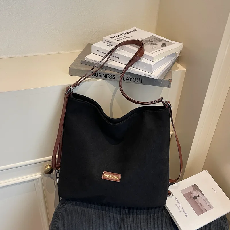 حقيبة يد من جلد البولي يوريثان للنساء ذات سعة كبيرة للتنقل على حقيبة كتف يدوية مربعة أفقية