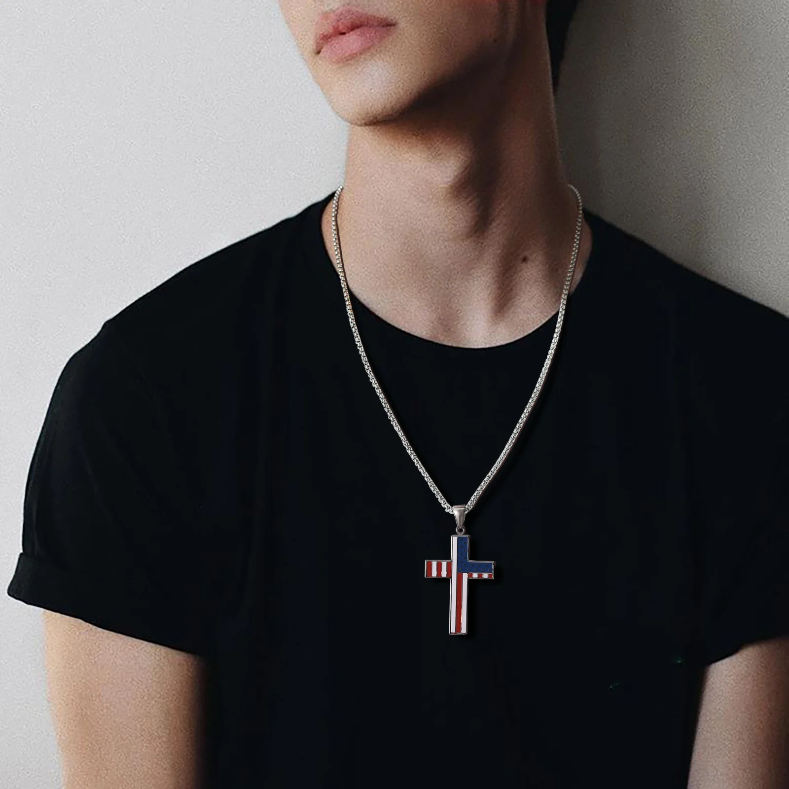 Vnox USA Flag Cross Necklaces for Men, Blue Red Strip Star American Flag Pendant, Independant Day Gift