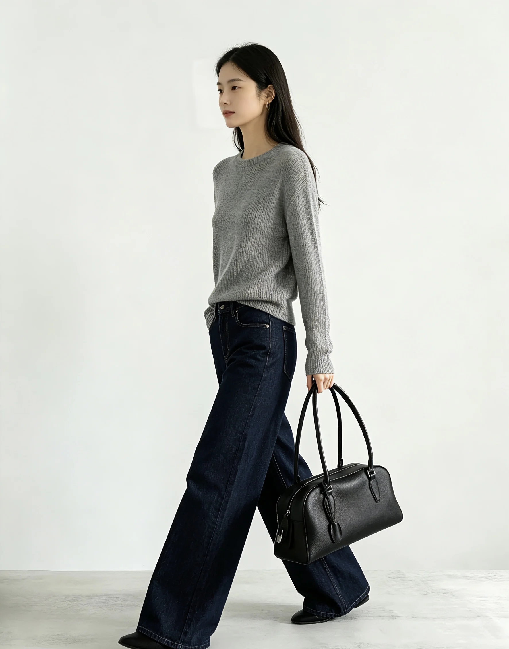 

Ladies Fashion Underarm Bag Bowling Shape Handbag Full Leather Double Strap Shoulder Bag Stylish Trendy Handbag