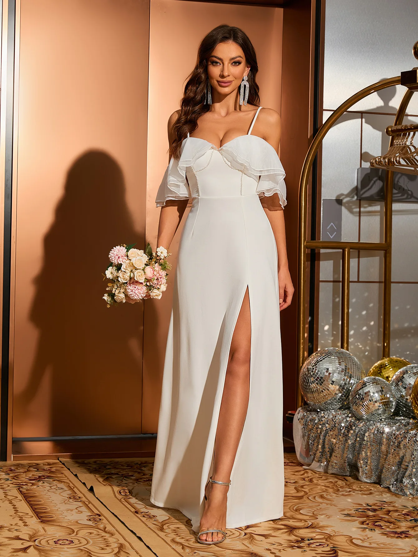 Nouveau blanc chérie côté fente Satin robes de mariée sans bretelles longue robe avec haut de gamme Banquet robe de soirée Satin robes de bal chaude
