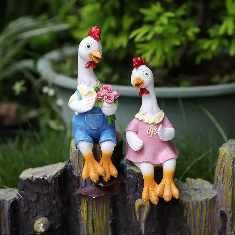 Chicken Garden Figurines Resin Tabletop Chicks Ornament Decorative Sitting Chicken Lovers Statue Realistic Garden Cartoon