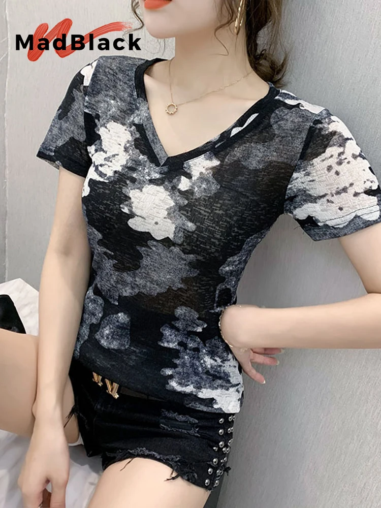MadBlack-Women's European T-Shirt, Sexy V Neck Geometry Printed, Vintage Short Sleeve Slim M-2XL Knit Tee, 2026 Summer T62301CC