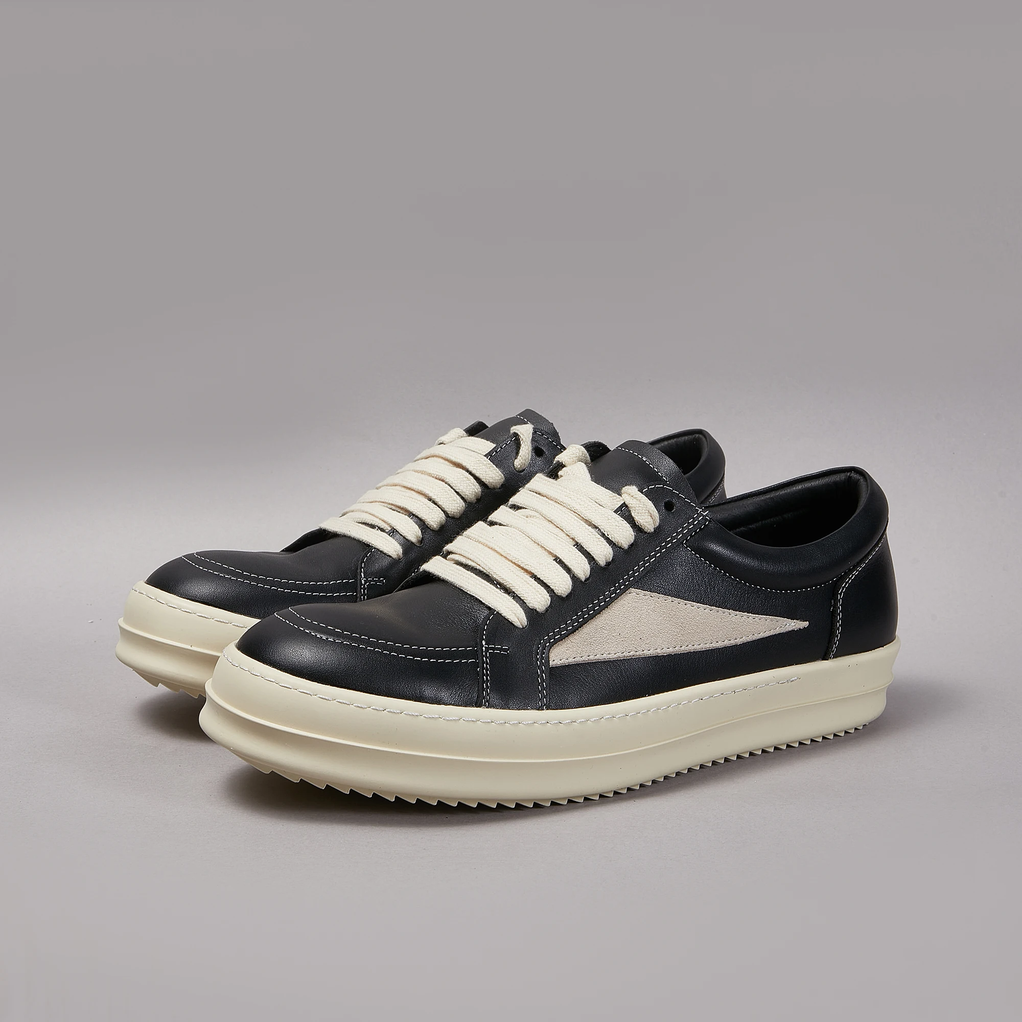Black Cowhide Outer White Suede Low Top Board Shoes Casual High-Quality Sports Boots for Men And Women Classics