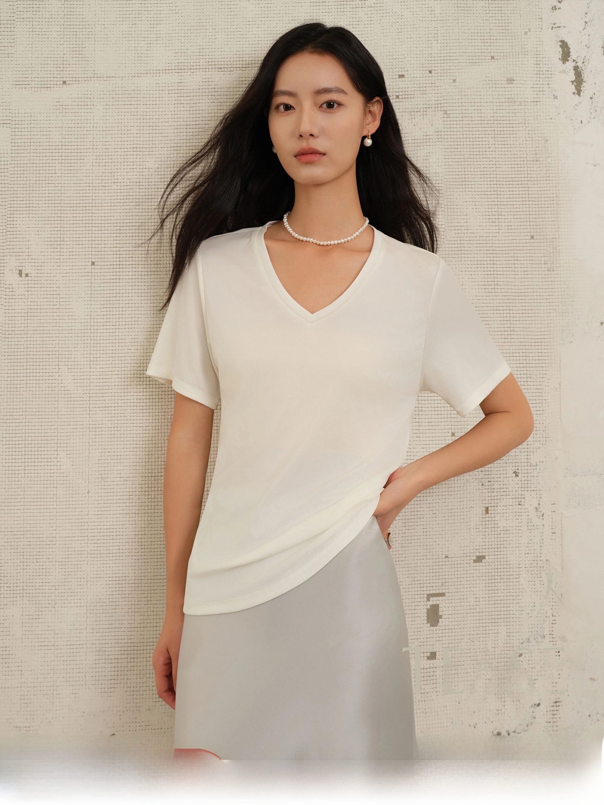 

Teasel Ice Sensation Lightweight Breathable Qui Dry Color Simple V Ne T irt Women's Commute Sle Summer Top