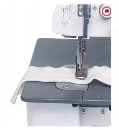 323 Household Double Needle Three-Thread Zig Zag Interlock Sewing Machine 2.5mm Multifunctional Electric Overlock Sewing Machine