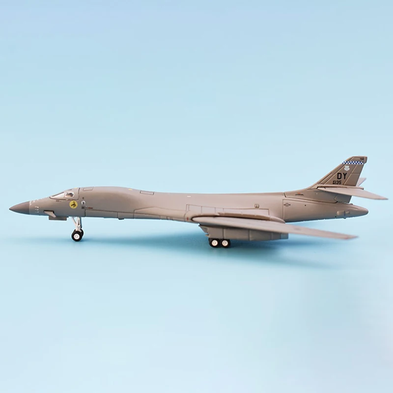 Druckguss uns Luftwaffe B-1B militaris ierte Kampf lancer Bomber legierung Modell 1:400 Maßstab Spielzeug Geschenks ammlung Simulations anzeige