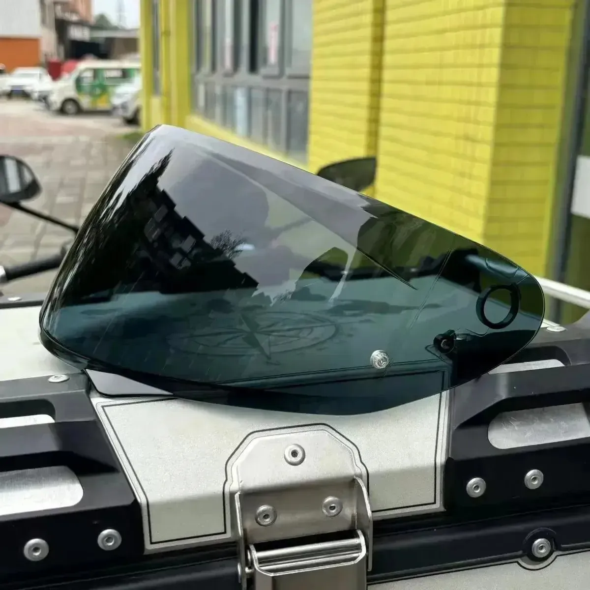 C10 دراجة نارية خوذة قناع عدسة ل fjc C10 استبدال المضادة للأشعة فوق البنفسجية المضادة للخدش الغبار حاجز الرياح الدراجات النارية اكسسوارات كاسكو #2