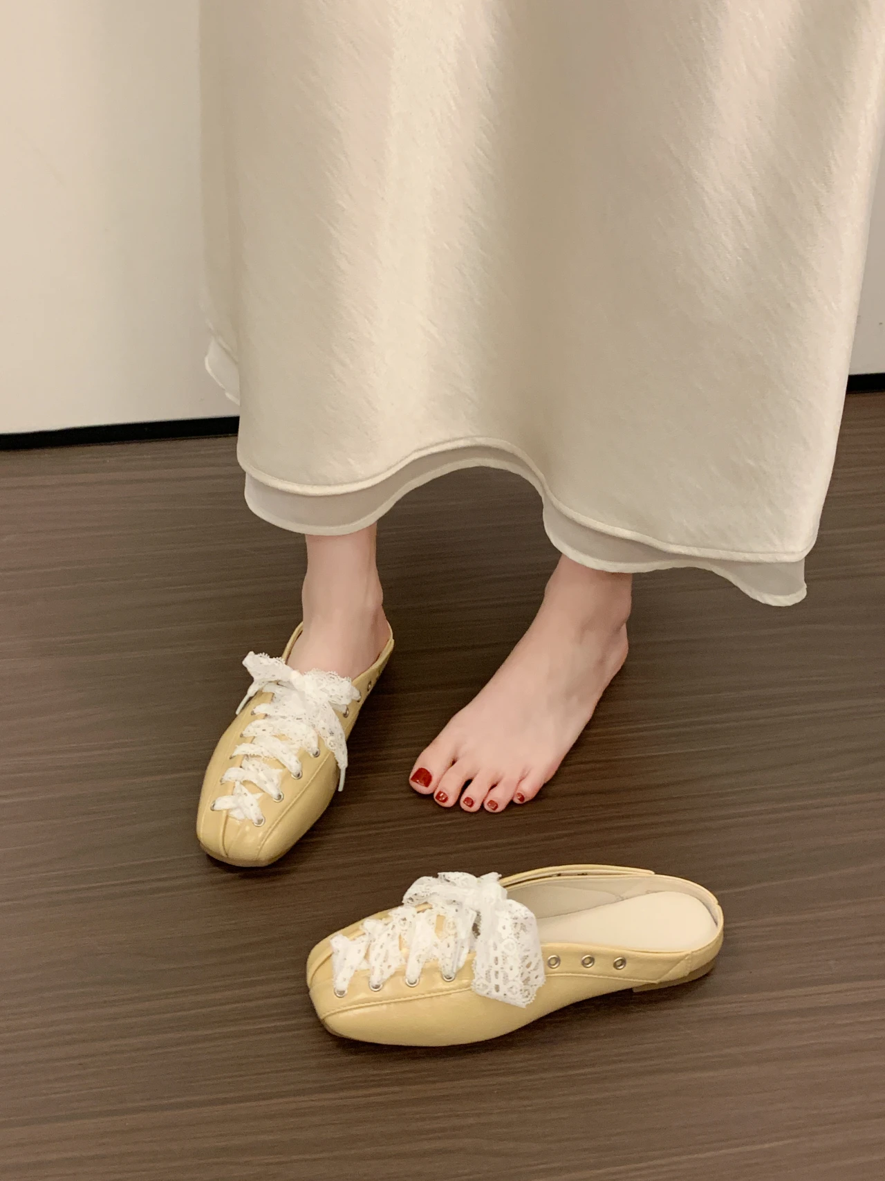 バレエスタイルハーフスリッパ女性夏アウトドアウェアビルケンストックスリッポン美しいファッショナブルなフラットヒール超微細繊維インナー