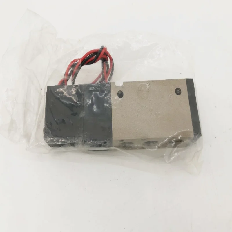 

Абсолютно новый оригинальный пилотный 5-ходовой клапан 4F310-10-DC24V 4F310E-08-TP-N-DC24V-CN/Z 4F310-08-DC24V/Z