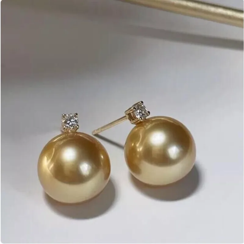 Huge AAAA+ 10-11mm Natural South Sea Round Gold Pearl Women's Earrings 18k Gold / AU750