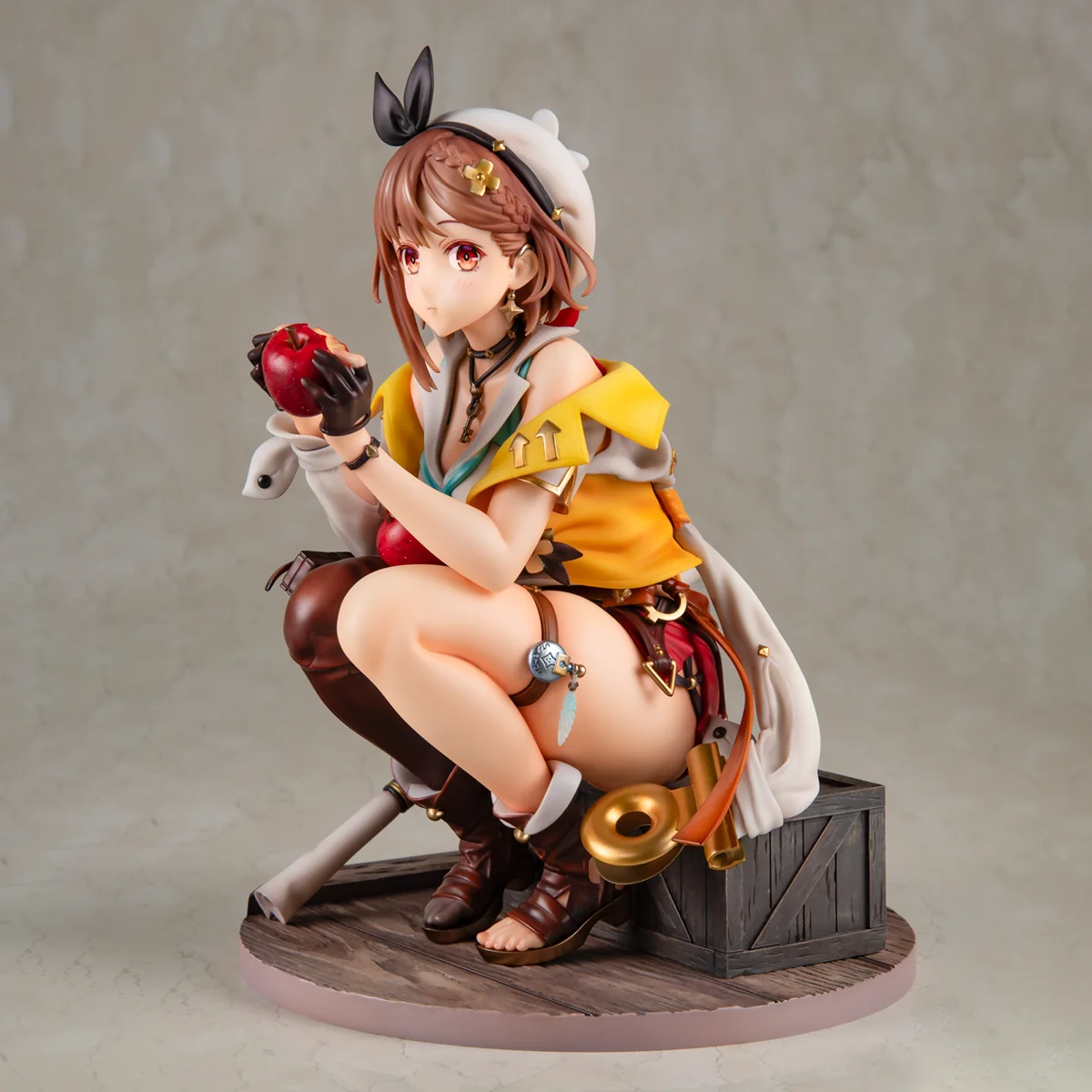 متوفر في المخزون ألعاب Koei Tecmo الأصلية المطلية مسبقًا KT Model+ Atelier Ryza 2 Ushinawareta Denshou To Himitsu No Yousei Reisalin Stout #2