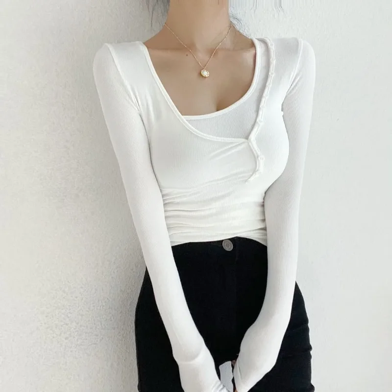 

Slim Comfortable Sexy Camisole Women's Oblique Button V-neck Long-sleeved T-shirt Two-piece Top