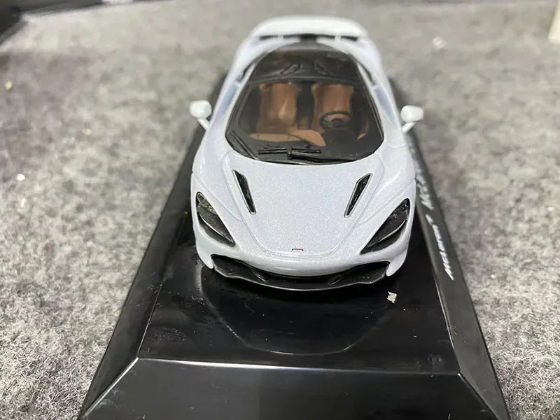 DieCast 1:43 Alloy 720S Classic Sport Car White Simulation Vehicle Model Toy Child Kids Adult Hobby & Collectibles Souvenir Gift