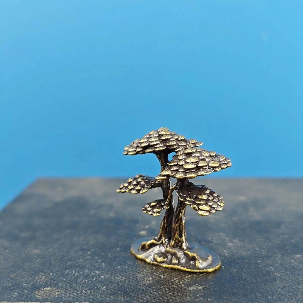 Creative brass miniature ornament: pine tree, unique rock bonsai rockery sand table dry landscape micro scenery retro decoration
